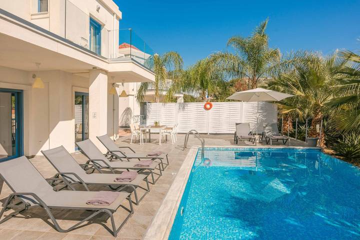 Villa pour 7 personnes, avec terrasse dans Skala - 2