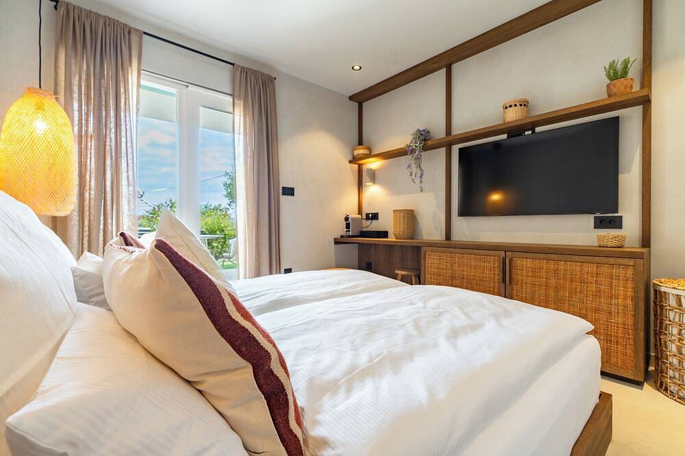 Moya Boutique Sleep - Garden Haven Room 3 in Drvenik Mali and Veli