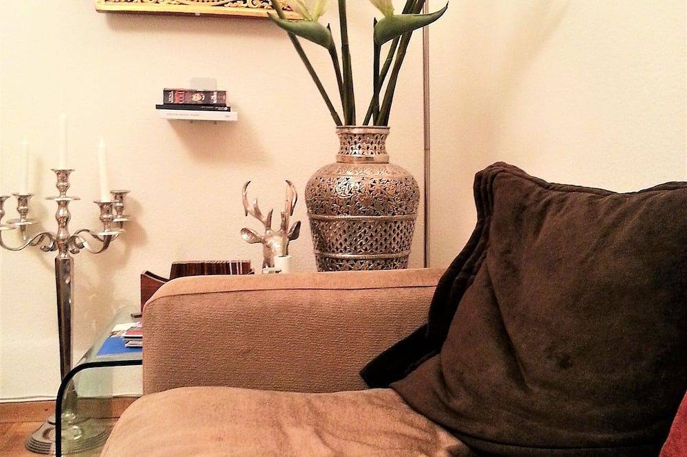 Entire apartment, Smart location and safe and cosy place to stay in Zurich, Zurich district