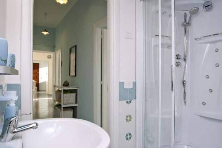 Ferienwohnung für 5 Personen, mit Balkon und Sauna in Agropoli - 2