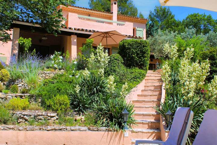 Gîte pour 8 personnes, avec piscine à Callas - 4