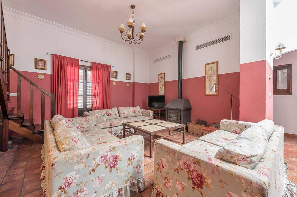 Lovely home in La Puebla De Los Infan in La Puebla de los Infantes, Sevilla Province
