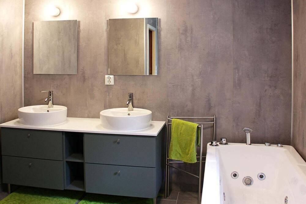 12 Personen Ferienhaus in Kvenvær in Hitra