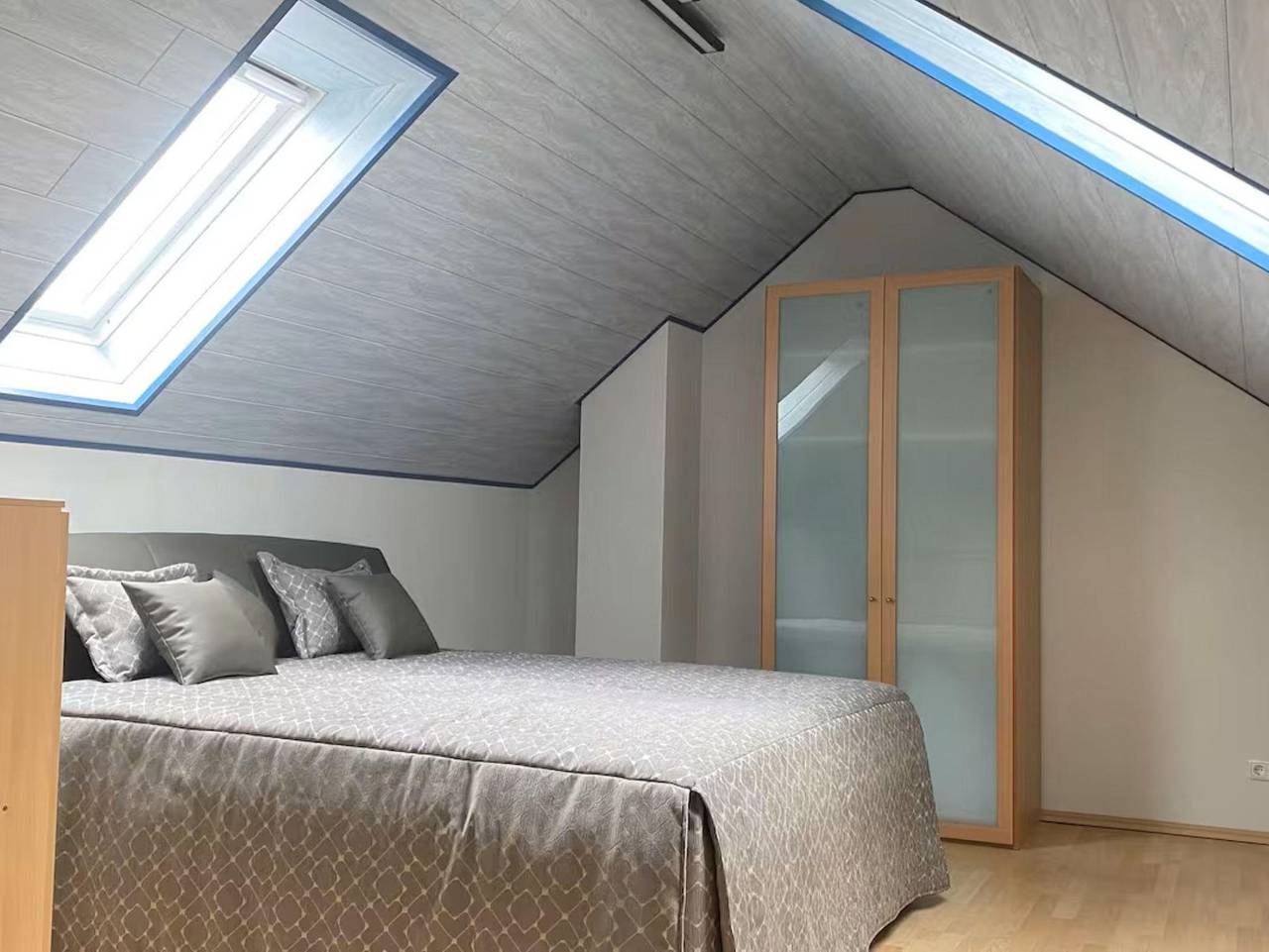 Ganze Ferienwohnung, Gemütliche Ferienwohnung in Ockenheim - Gemütliche Ferienwohnung in Ockenheim in Ockenheim, Rheinhessen