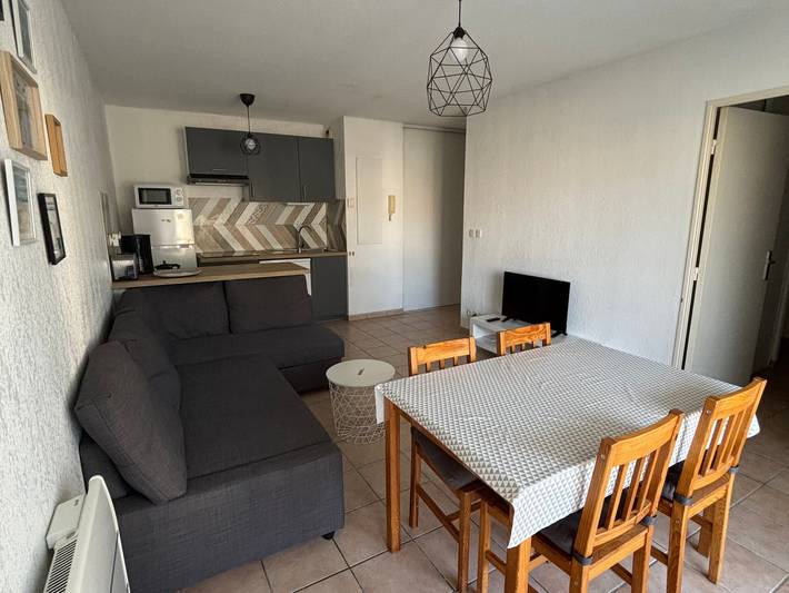 Gîte pour 5 personnes, avec terrasse et piscine, animaux acceptés dans Biscarrosse (bourg) - 4