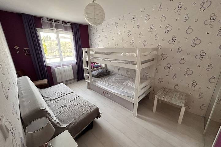 Location de vacances pour 8 personnes, avec jardin à Mérignac - 2