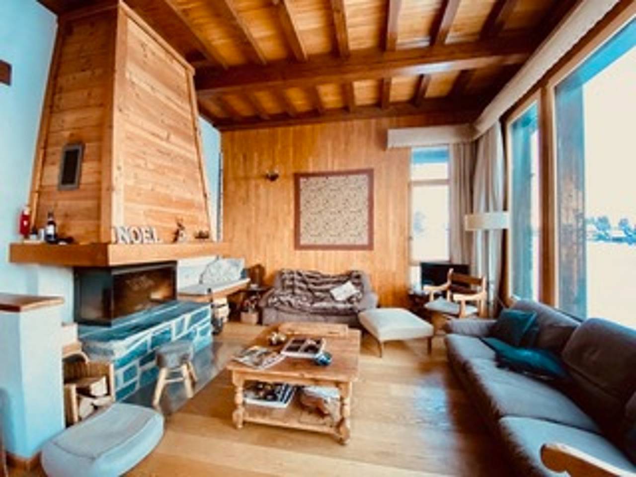 Spacious chalet for 14, 300 sqm, Wi-Fi in Le Praz de Lys, Taninges