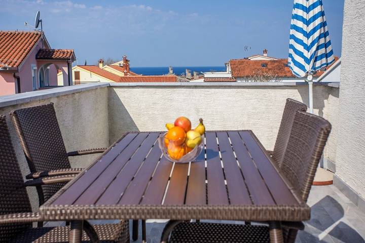 Ferienwohnung für 4 Personen, mit Balkon/Terrasse in Poreč