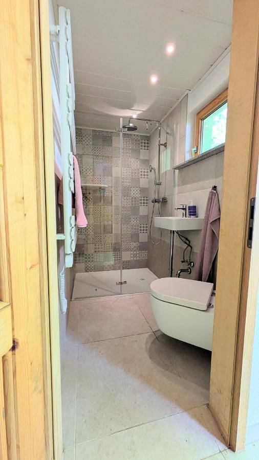 Ferienhaus für 2 Personen, mit Whirlpool und Terrasse sowie Garten und Ausblick in Bad Schlema - 2