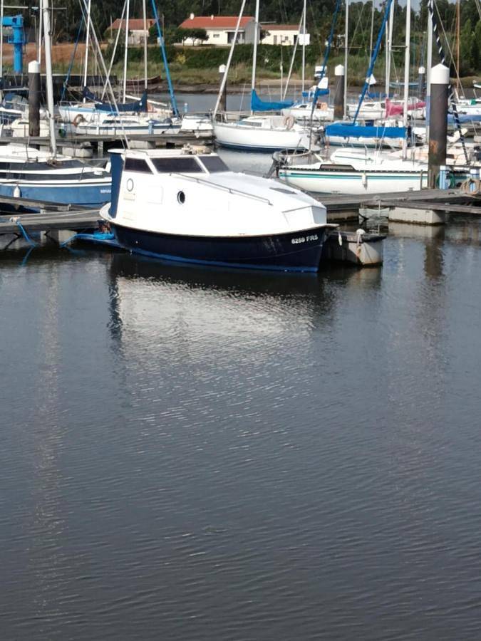 Barco para 4 pessoas, com vista para o lago e vista e ainda jardim em Ovar