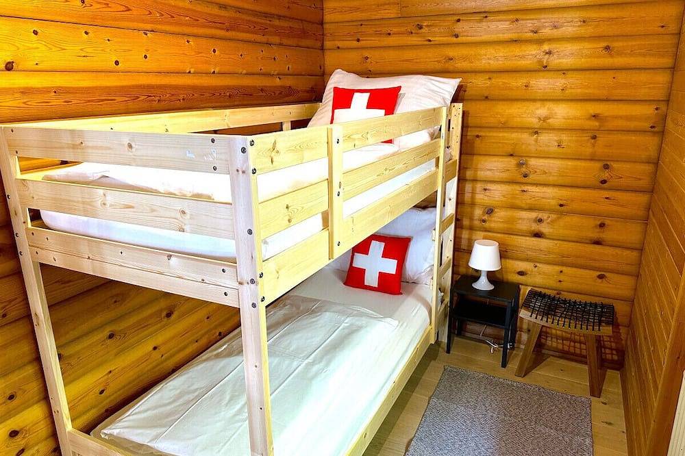 Swisshut Stunning Views Alps & Lake in Sigriswil, Meer van Thun