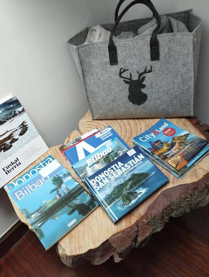 Gîte pour 4 personnes, avec vue, animaux acceptés à Ea - 2