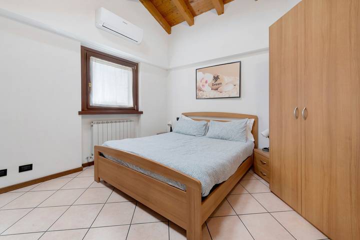 Appartamento per 6 persone, con Vista lago in Provincia di Bergamo