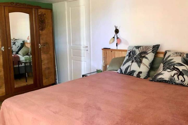 Appartement entier, Gîte Figuier | Domaine du Cammazet | Gîtes & Lodges | Piscine | Confort | Nature in Lapenne, Ariège