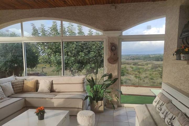 Location de vacances pour 12 personnes, avec terrasse et jardin à Loupian - 2