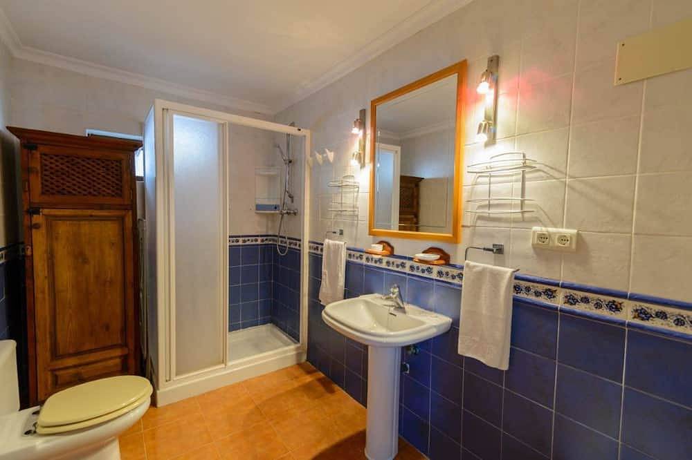 Large Holiday Cava in the Natural Park of Sierra Tejeda in Alcaucín, Málaga Province