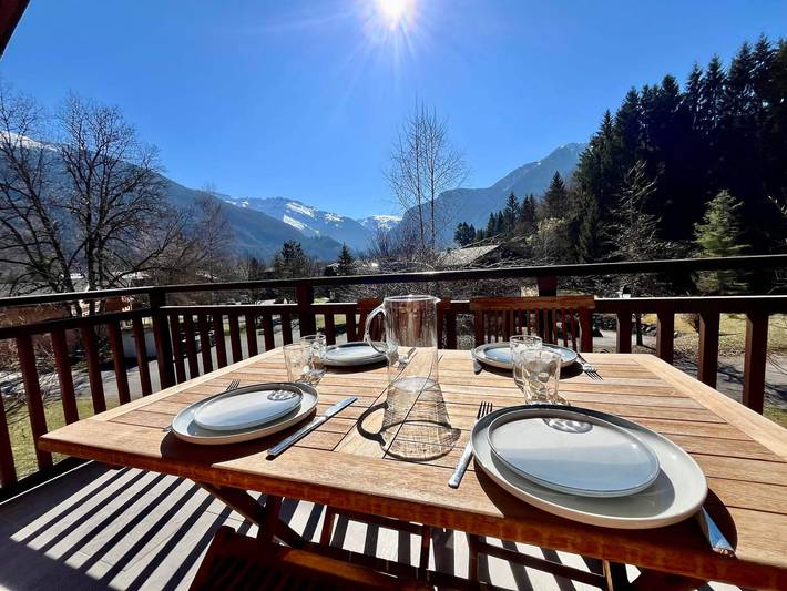 Apartamento entero, Apartamento acogedor con balcón cerca del centro in Samoëns, Region Bonneville
