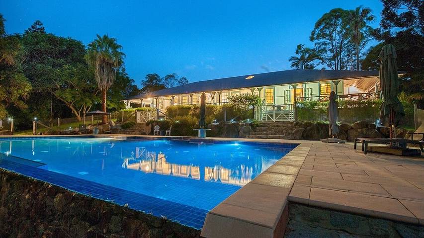 Ferienhaus für 4 Personen, mit Whirlpool in Brisbane