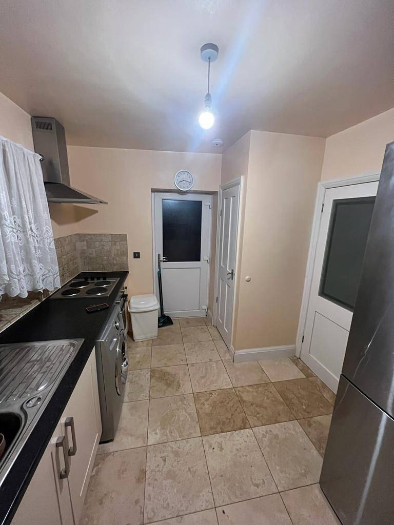 Remarkable 3-Bed House in Westcliff-on-Sea in Southend-on-Sea, Östliches England