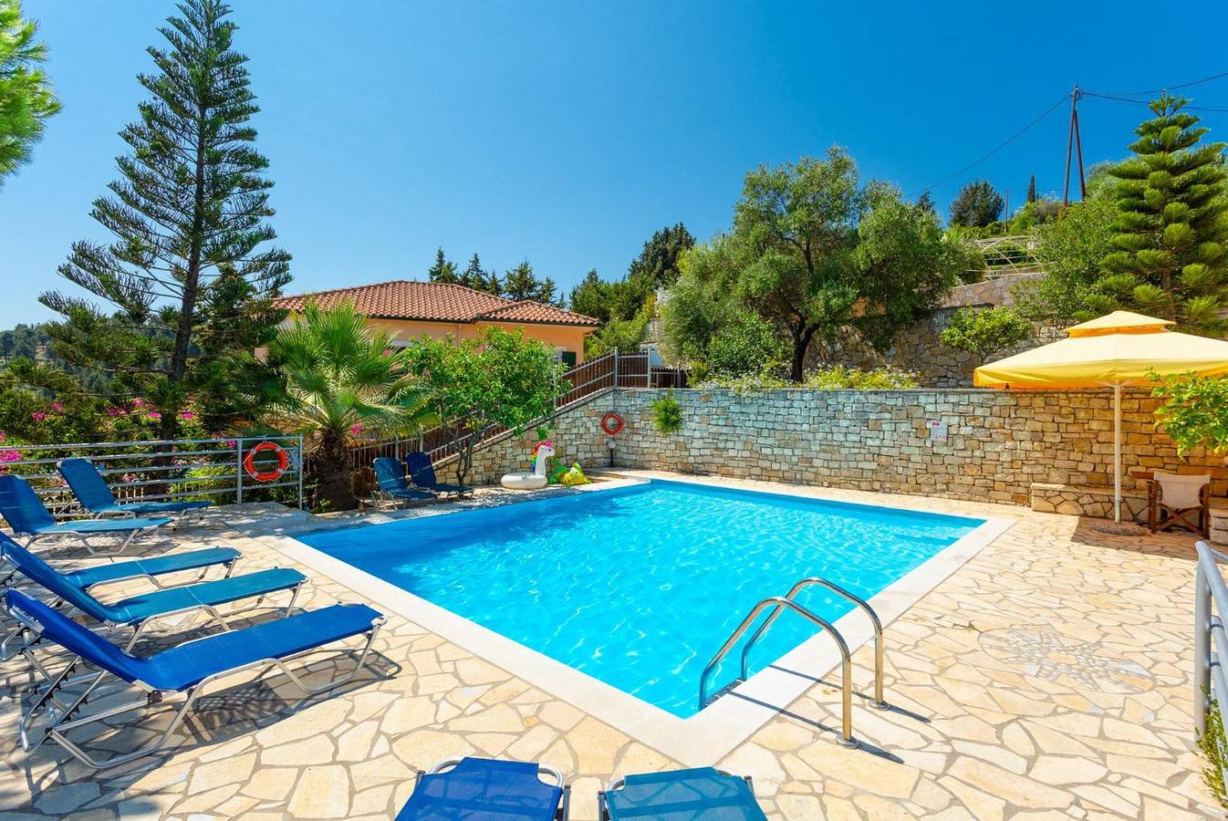 Ganzes Studio, Studio 'Dolphin 2' mit Meerblick, Wi-Fi und Klimaanlage in Paxos