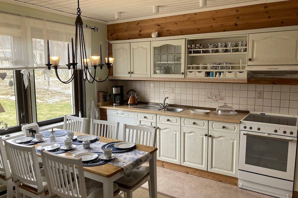Gemütliches Ferienhaus in kleinem Dorf, nahe Badesee, schnelles Internet in Fagerhult, Högsby