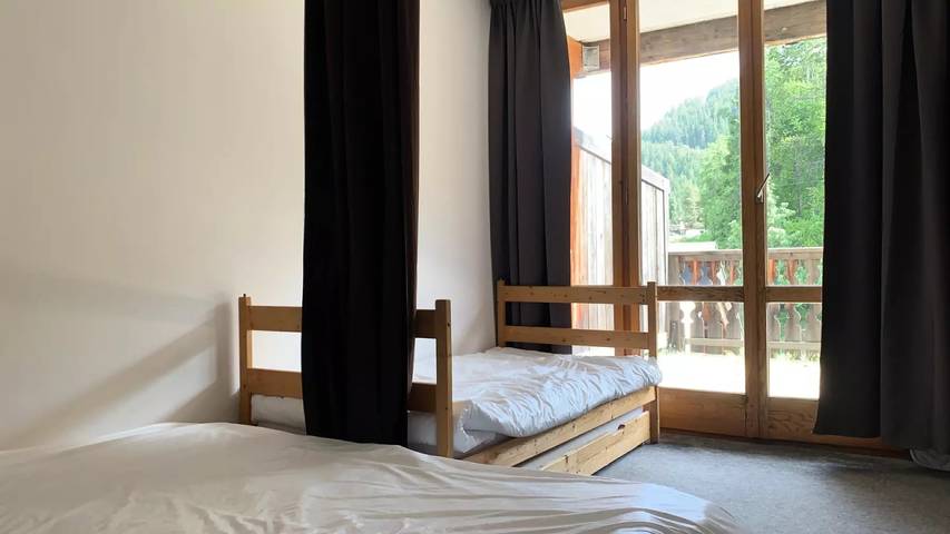 Gîte pour 6 personnes, avec balcon, animaux acceptés dans Office de Tourisme de Pra-Loup - 4