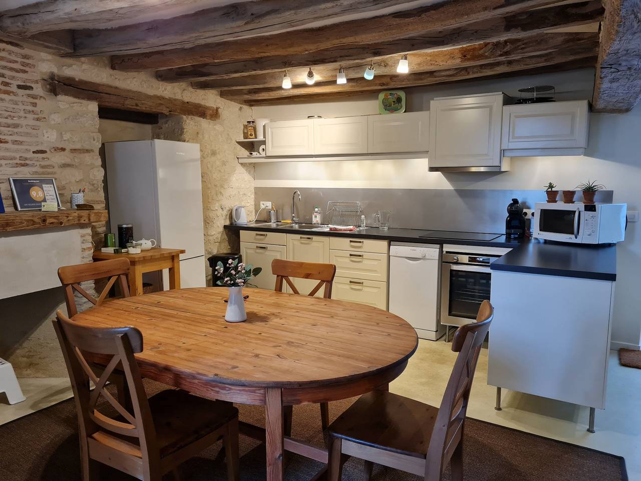 Maison charmante rénovée avec jardin près de Fontainebleau et de la forêt d'Orléans in Beaune-la-Rolande, Région de Pithiviers