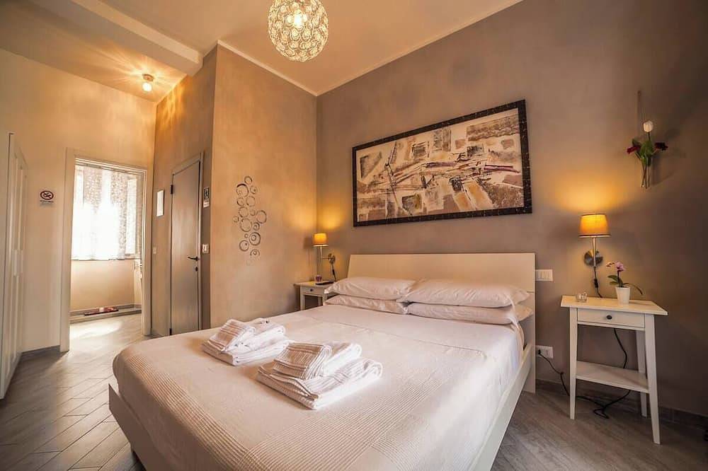 In the historic  center of Tivoli near Villa d'Este and Villa Gregoriana in Tivoli, Provincia di Roma