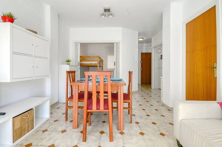 Entire apartment, Sevilla 1  1B Roses in Roses Centre, Roses