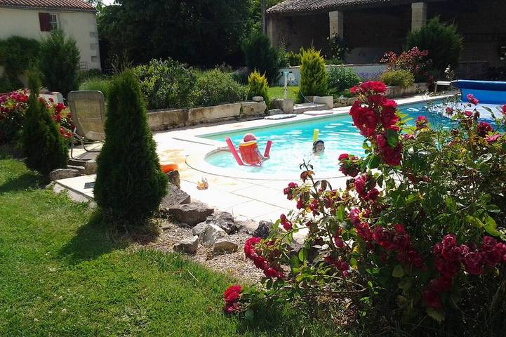 Maison de vacances pour 26 personnes, avec jardin, animaux acceptés au Parc Naturel Régional du Marais poitevin