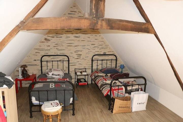 Location de vacances pour 8 personnes, avec jardin, animaux acceptés dans Place Du Puits Rochefort En Terre - 2