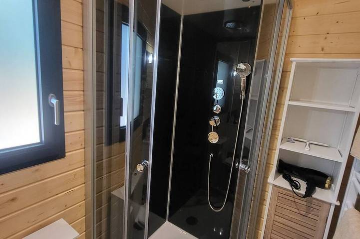 Gîte pour 3 personnes, avec piscine à Faucon - 3