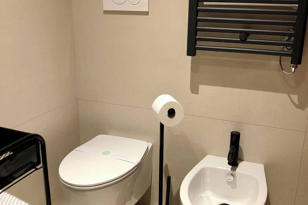 Appartamento intero, Palazzo sul Corso-Elegante loft affrescato nel centro di Brindisi in Brindisi, Salento