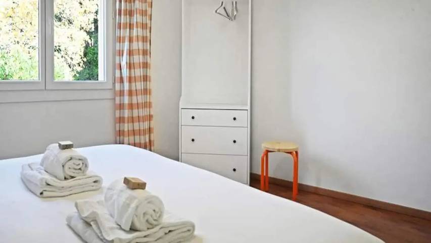 Gîte pour 5 personnes, avec Balcon à Lourmarin - 4