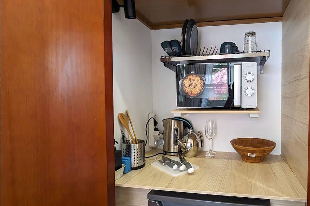Central Location! Lovely Room with Free Wi-Fi in Altstadt Málaga, Malaga
