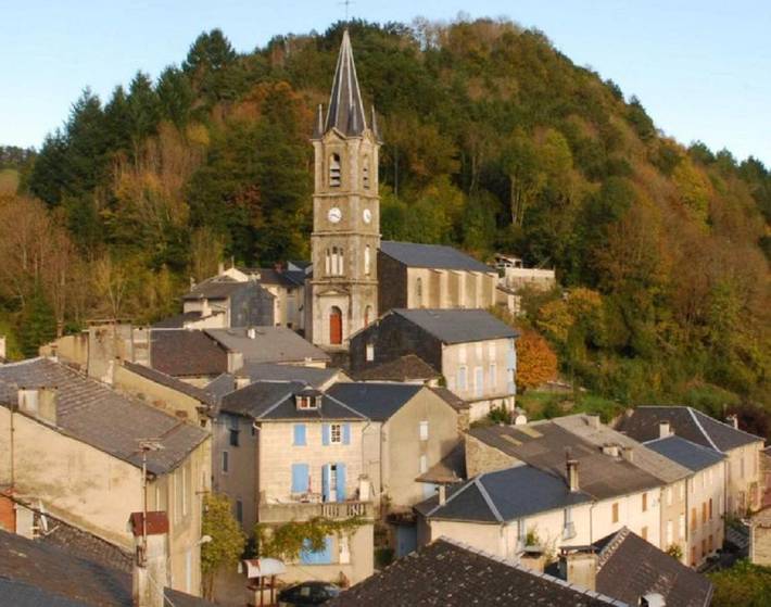 Gîte pour 3 personnes, avec jardin et terrasse, animaux acceptés à Viane