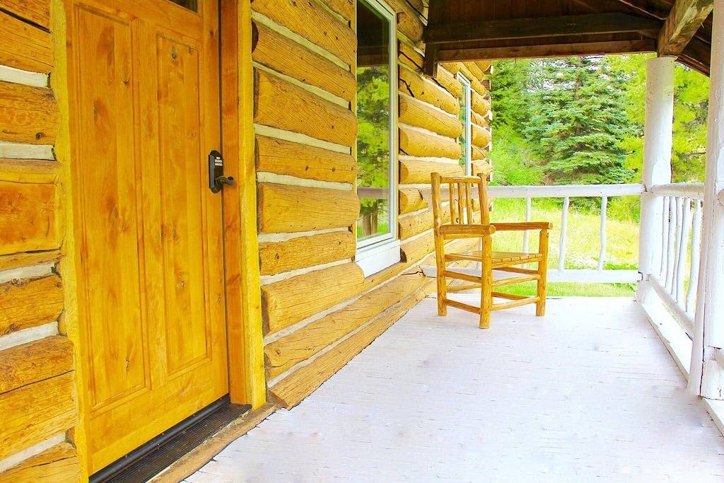 Lena's Cabin in Vail is nestled right beside Gore Creek,  minutes from skiing. in West Vail, Eagle County