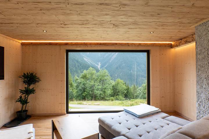 Holiday home, shower or bath, toilet, 4 or more bed rooms in Lechtal Alps, Pfafflar