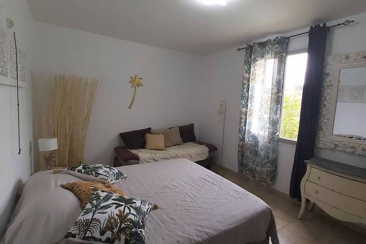 Location de vacances pour 6 personnes, avec terrasse et jardin, animaux acceptés à Puyméras - 3