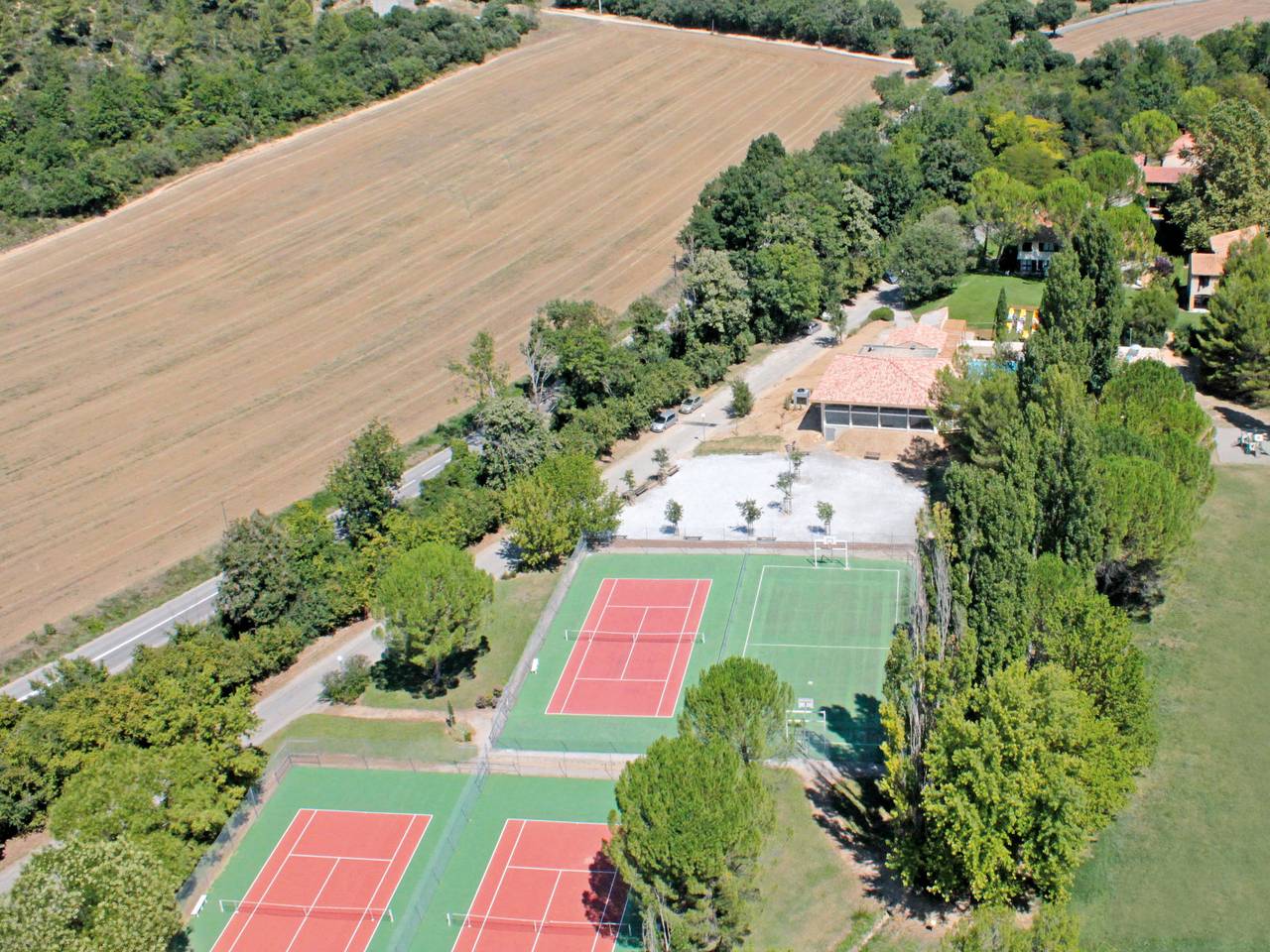 Ganze Wohnung, Domaine de Château Laval in Gréoux-les-Bains, Regionaler Naturpark Verdon