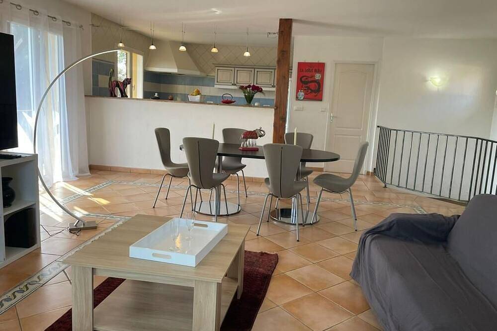 Appartement entier, Superbe appartement de centre ville dans calme jardin privatif in Tournefeuille, Toulouse et ses environs