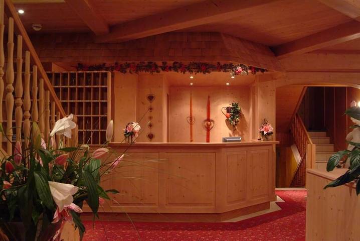 Doppelzimmer mit fl. Wasser in Tschagguns, Schruns-Tschagguns