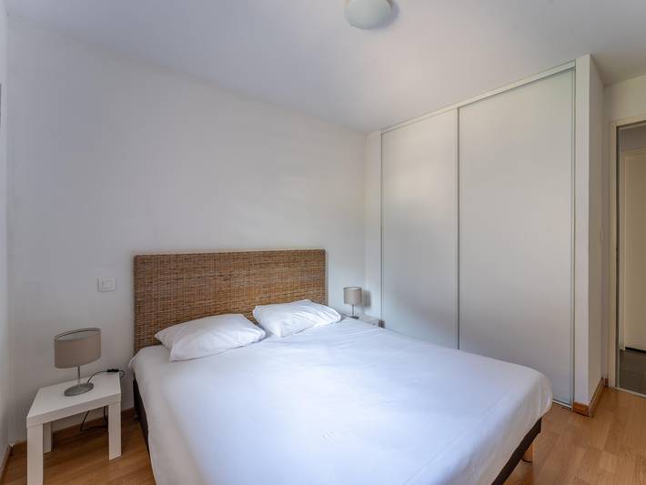 Gîte pour 4 personnes, avec terrasse et piscine, adapté aux familles dans Plage Moutchic - 4