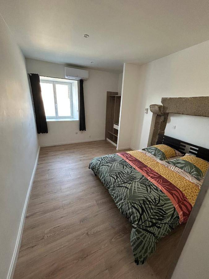 Gîte pour 3 personnes, avec terrasse à Miniac-Morvan - 4