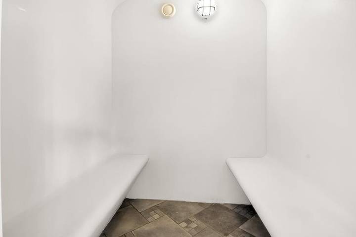 Ferienhaus für 10 Personen, mit Sauna und Pool sowie Whirlpool und Balkon/Terrasse, mit Haustier in Klitmøller - 4