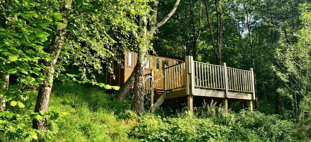 Glamping for 3 people, with Terrace and Garden as well as View in West Yorkshire