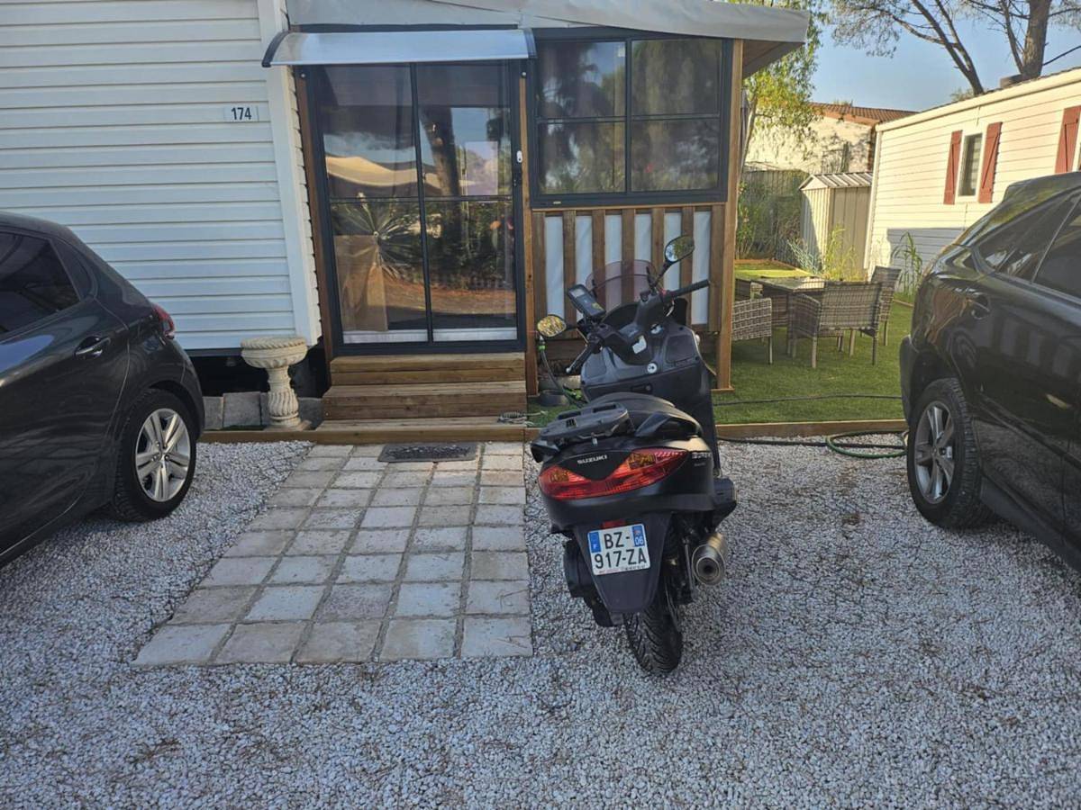 Mobil-home in Puget-sur-Argens, Côte méditerranéenne (France)