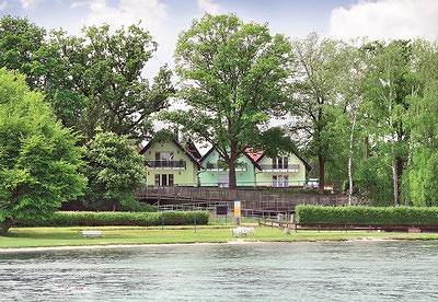 Ganze Ferienwohnung, Fewo "Uferpromenade" mit Aussicht auf das Wasser in Röbel, Müritz