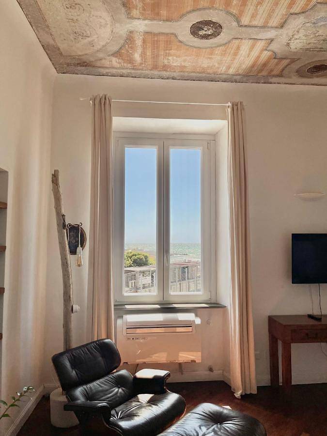 Loft per 3 persone, con Panorama a Livorno