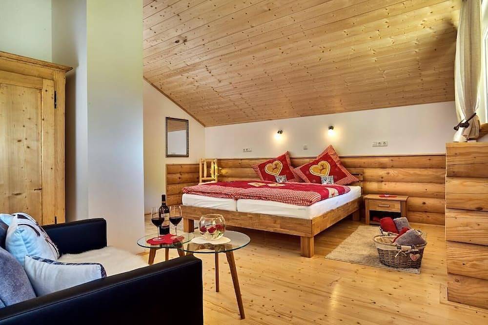 Ganze Wohnung, Chalet (90qm) für bis zu 5 Personen mit großer Wohnstube in Neuschönau, Šumava Mountains
